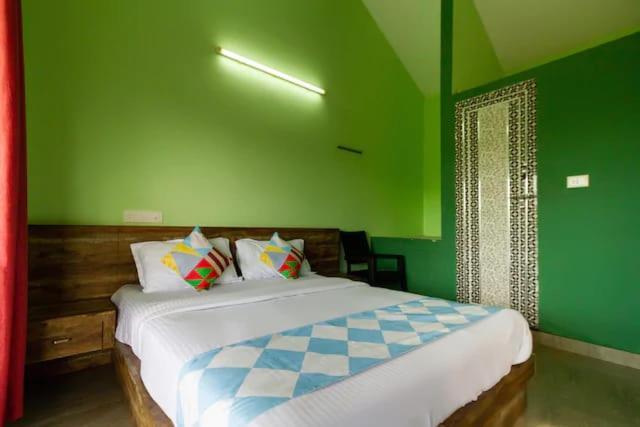 Letstay Vythiri Hill Palace Cameră foto